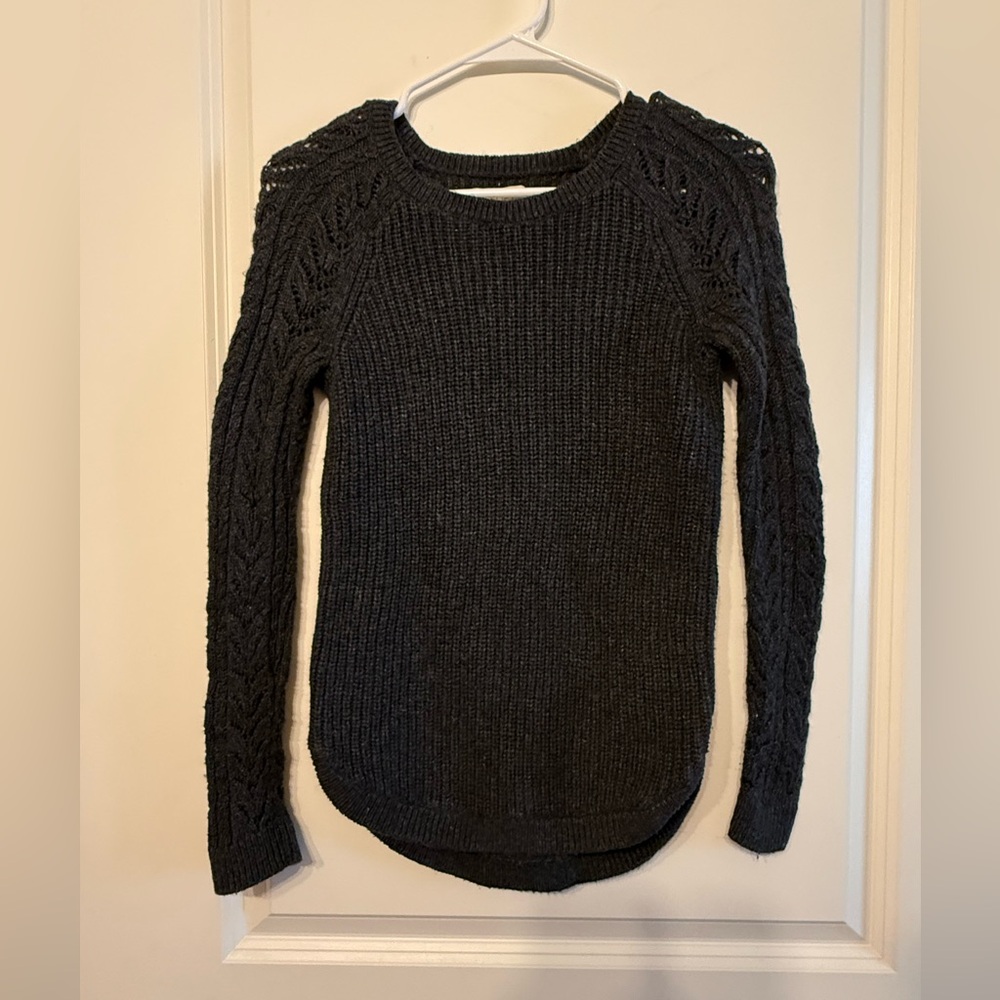 #32 LOFT Knit Sweater size small petite